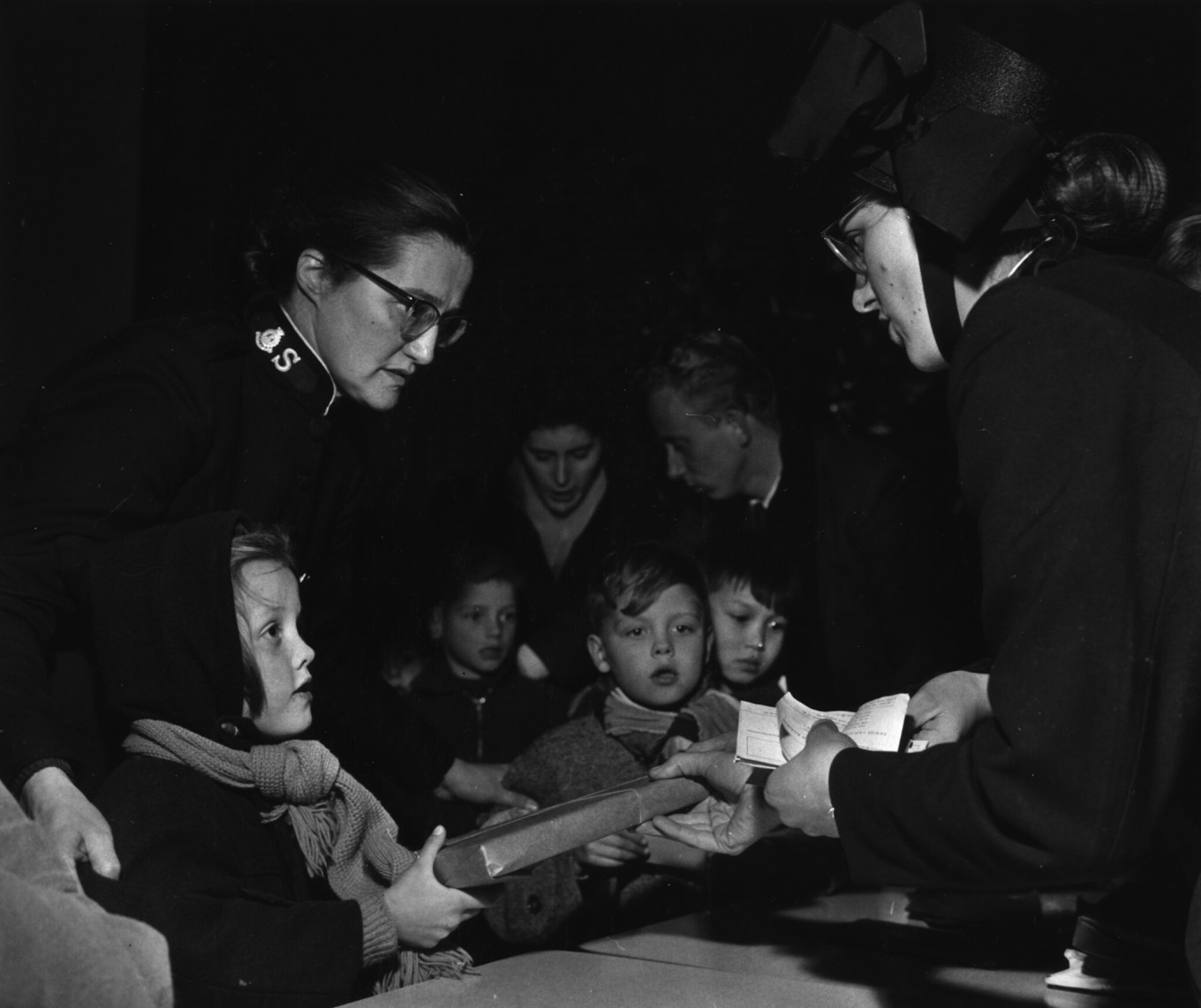 De Majoor in het kindertehuis 